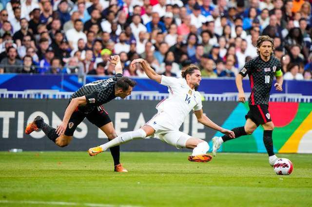 天天操天天干天天爽